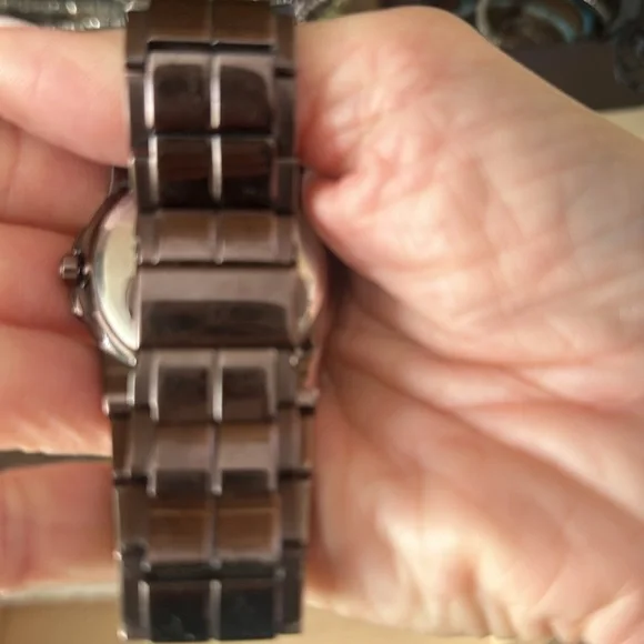 Kenneth Cole reaction unisex watch. - Picture 2 of 4